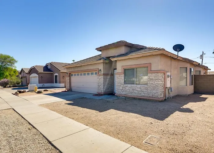 Holiday home Families W/ Pet Welcome! 7 Mi To Chase Field *