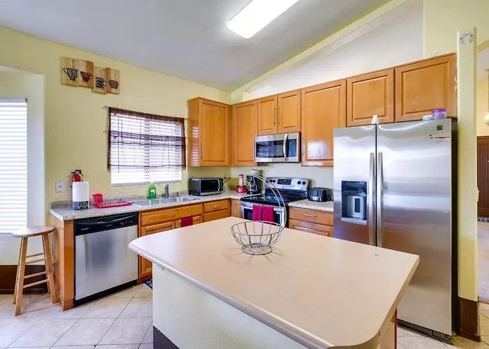 Families W/ Pet Welcome! 7 Mi To Chase Field Holiday home *